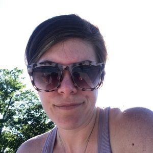 Meet your Posher, Brooke